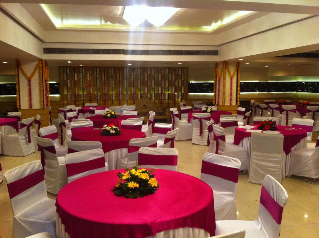 印多尔 The Rajshahi Palace酒店 外观 照片