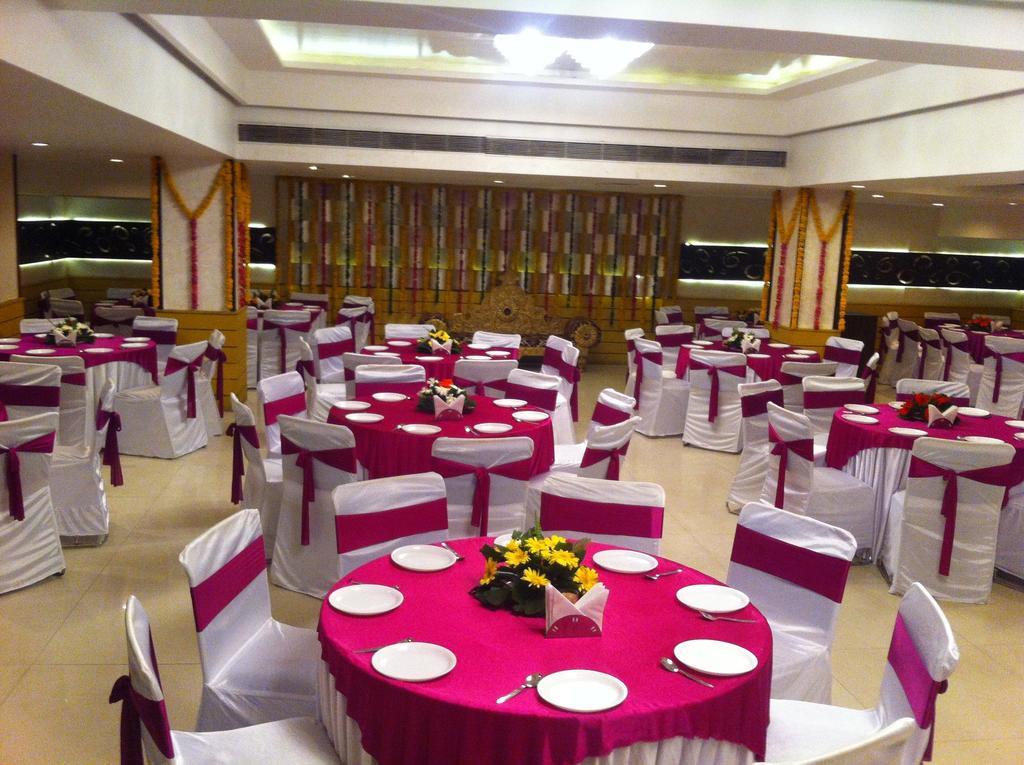 印多尔 The Rajshahi Palace酒店 外观 照片